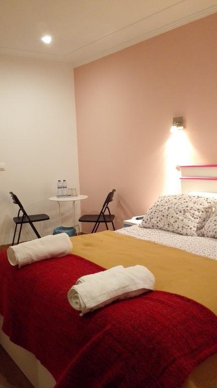 Martim Moniz 28 Guest House Lisbon Ruang foto