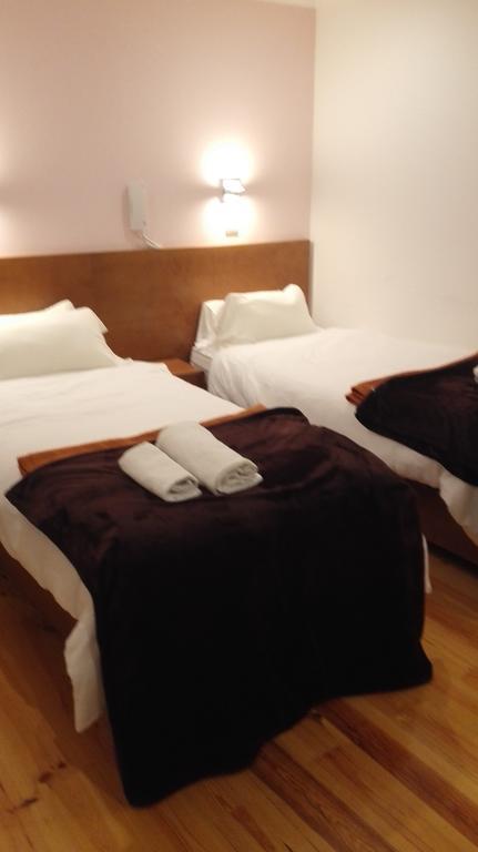 Martim Moniz 28 Guest House Lisbon Bagian luar foto